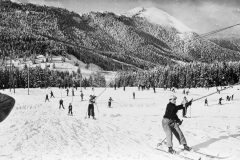 Sarcenas-ski-au-Col-de-Porte-cote-prairie